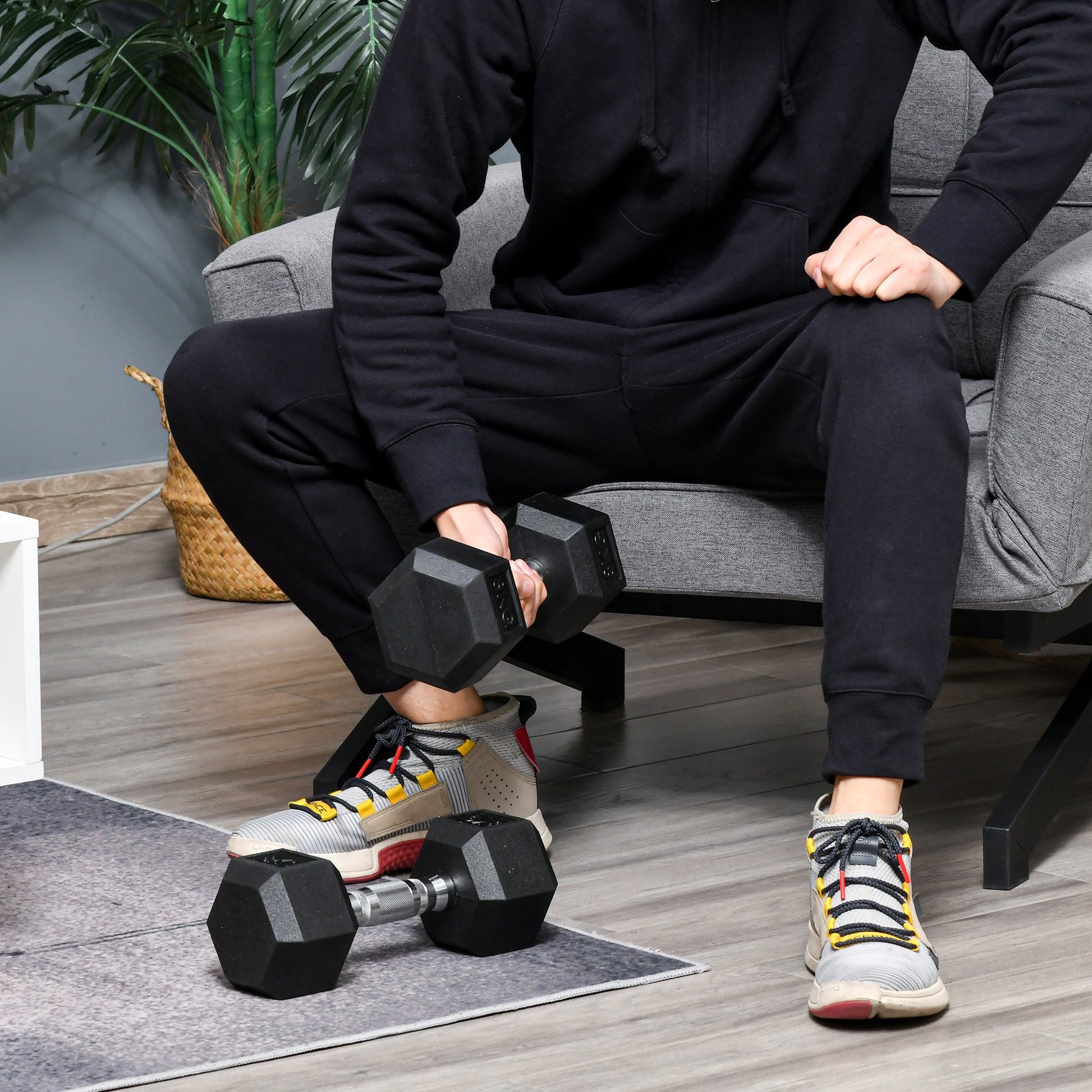 Set of 2 Rubber Hex Dumbbells 8kg - Non Rolling Fitness Weights-1